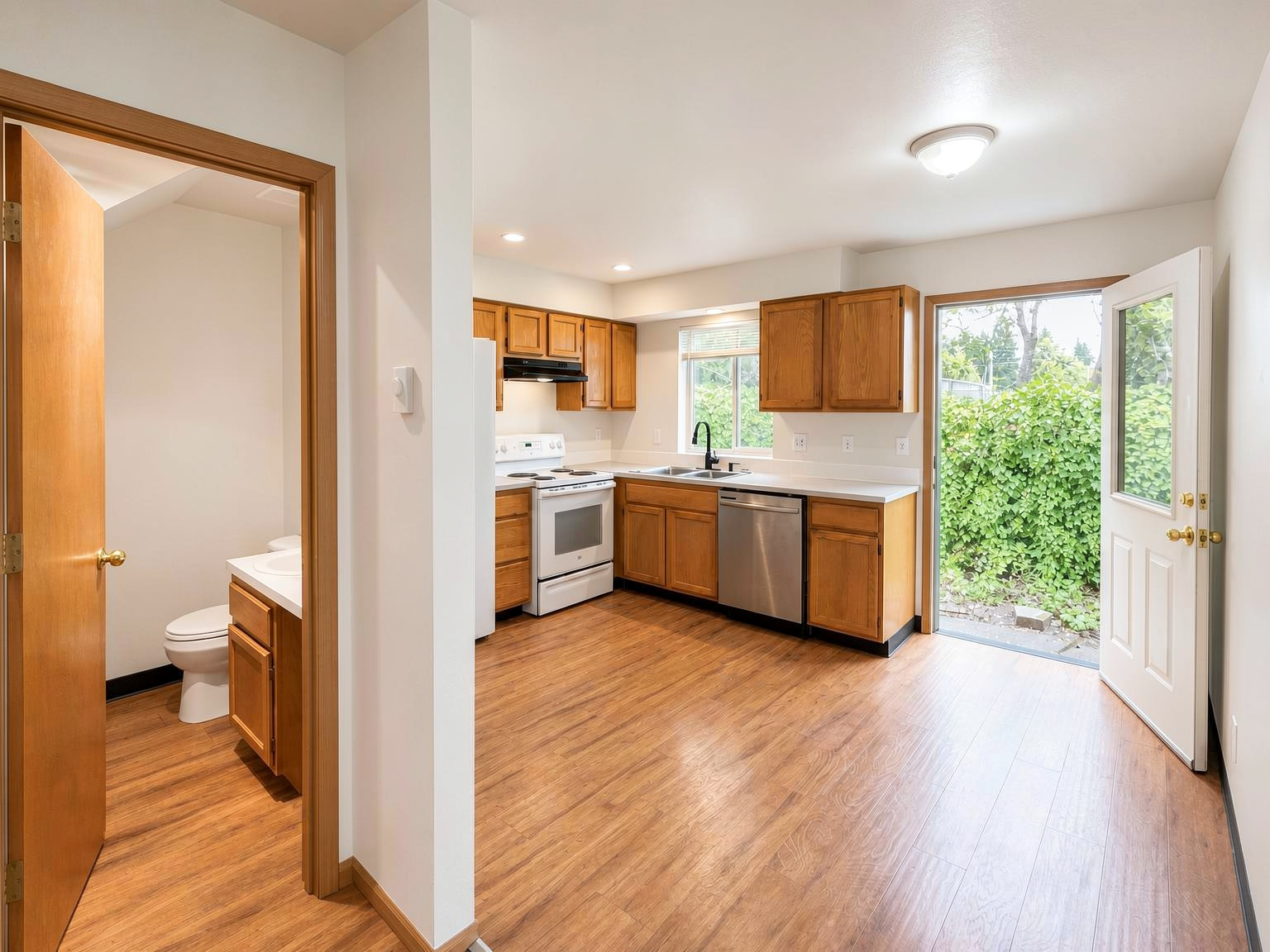 1421 NE 118th Ave #9