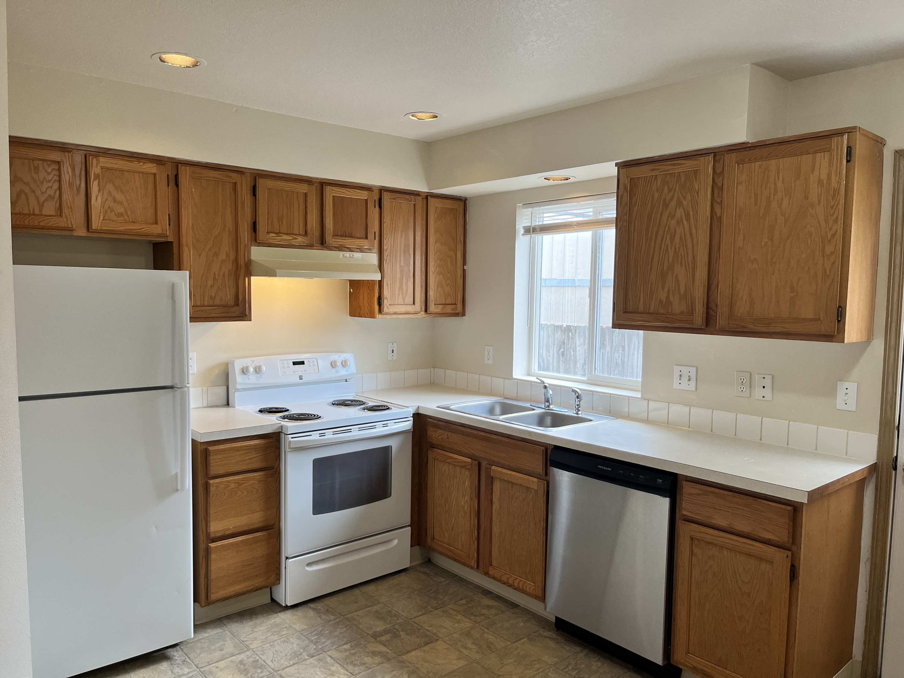 1343 NE 118th Ave